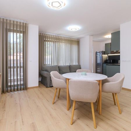 Modern 1-Bedroom Apartment With Free Parking Plovdiv Esterno foto