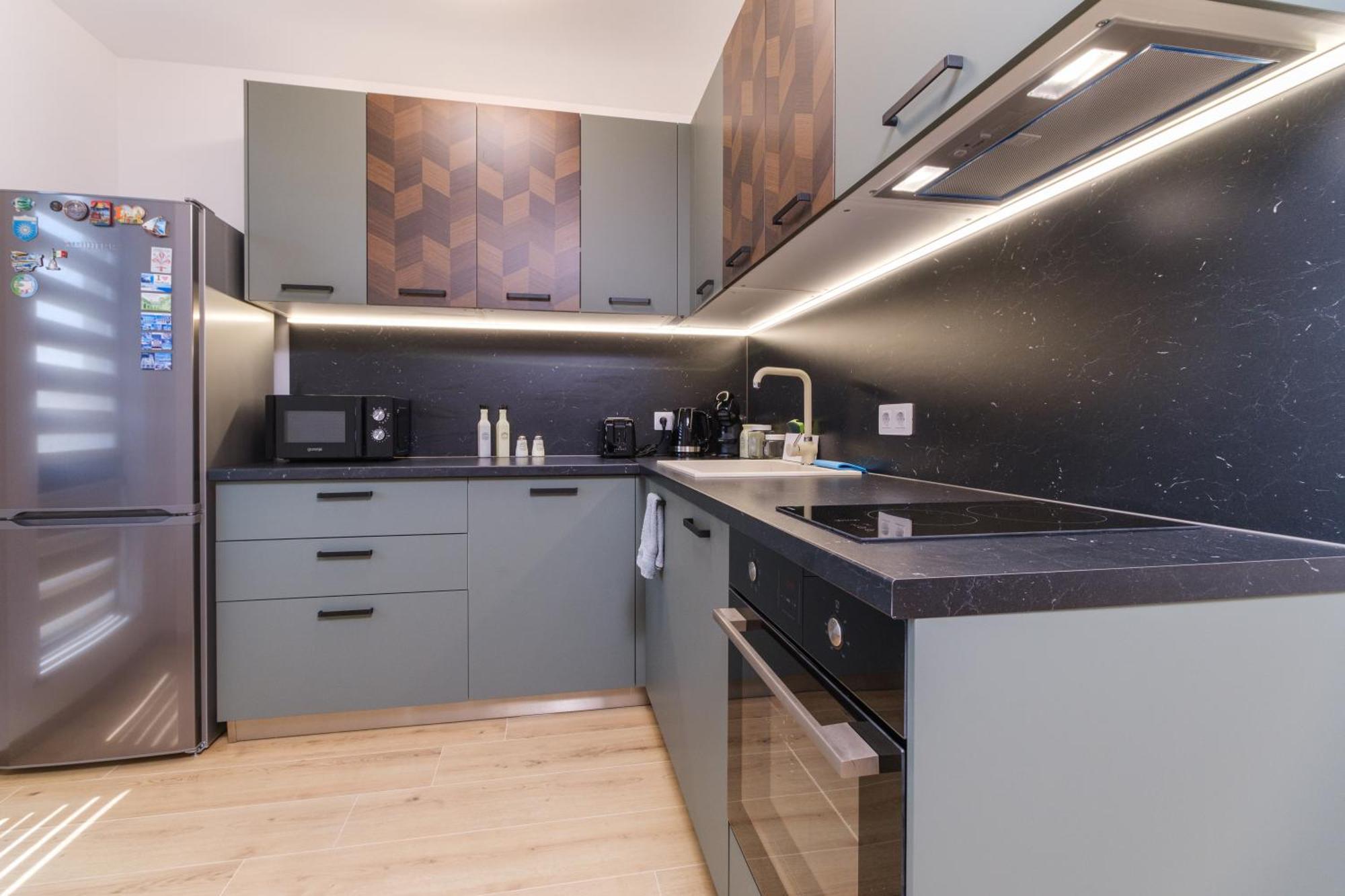 Modern 1-Bedroom Apartment With Free Parking Plovdiv Esterno foto